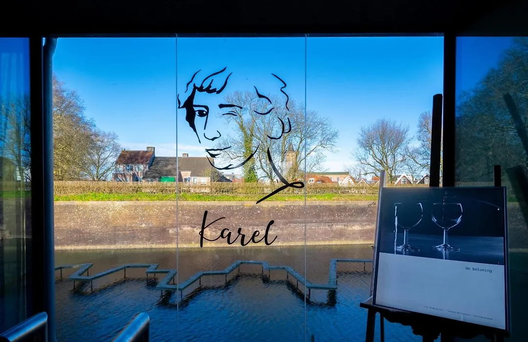 Boutique Hotel Karel De Stoute-1